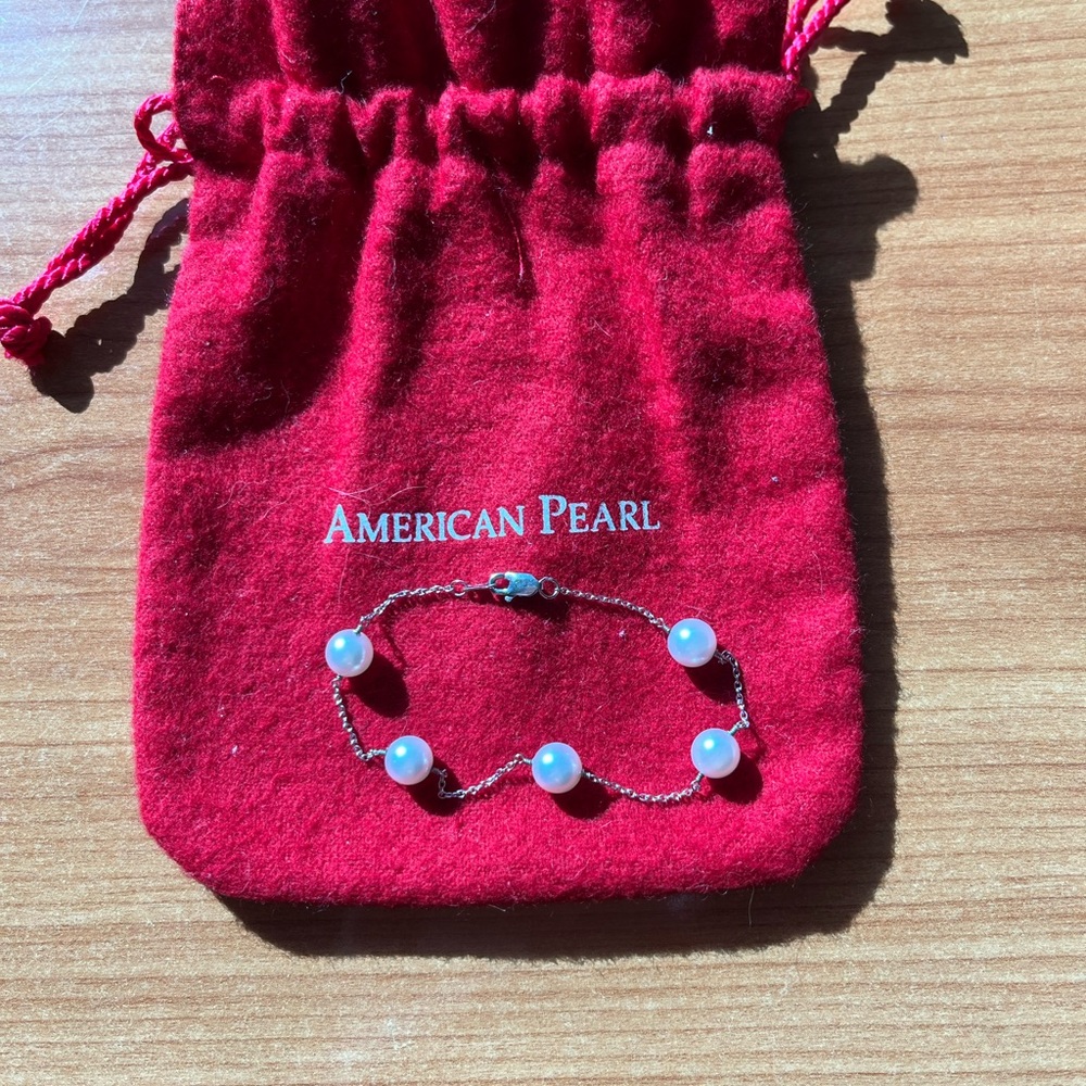 Pearl & 18k gold bracelet